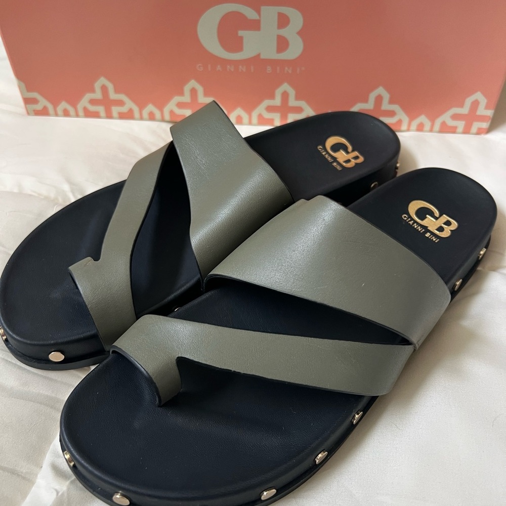 Gianni Bini Olive Green Slide Sandals Size 9
